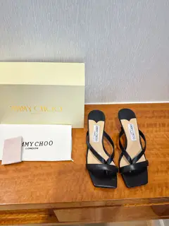 JIMMY CHOO D-buckle rhinestone model