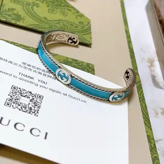 Gucci bracelets are unique and charming. The latest bracelets are of higher quality. The
