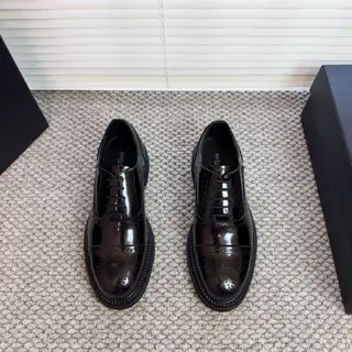 Dolce & Gabbana leather carved men’s casual leather shoes|Decorated with DG hardware