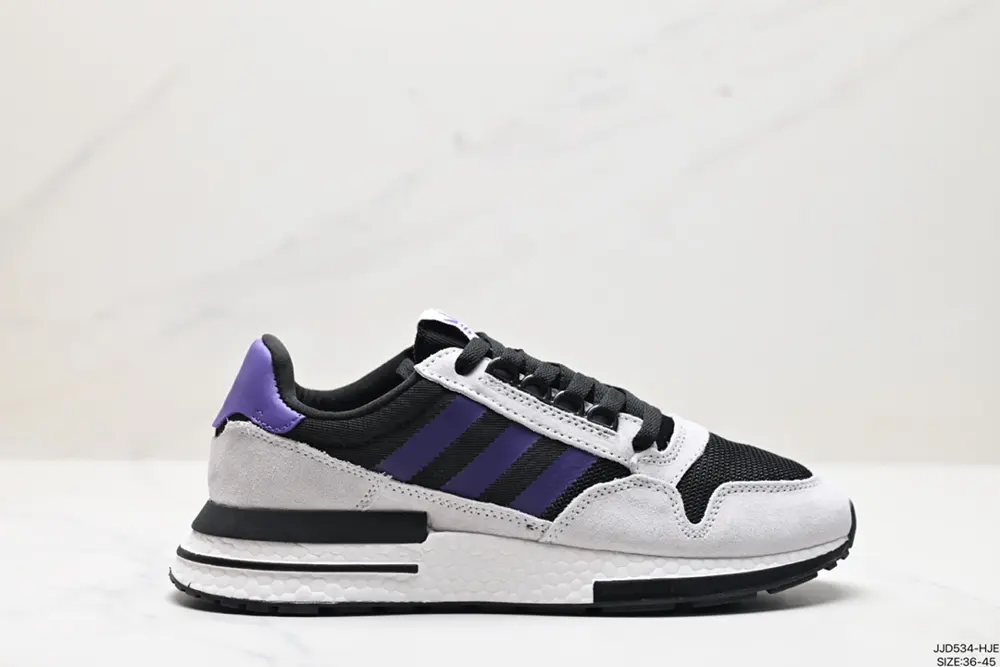 Adidas ZX500 RM Boost Adidas Friends and Family Limited Running Shoes Continuing the retro B42299
