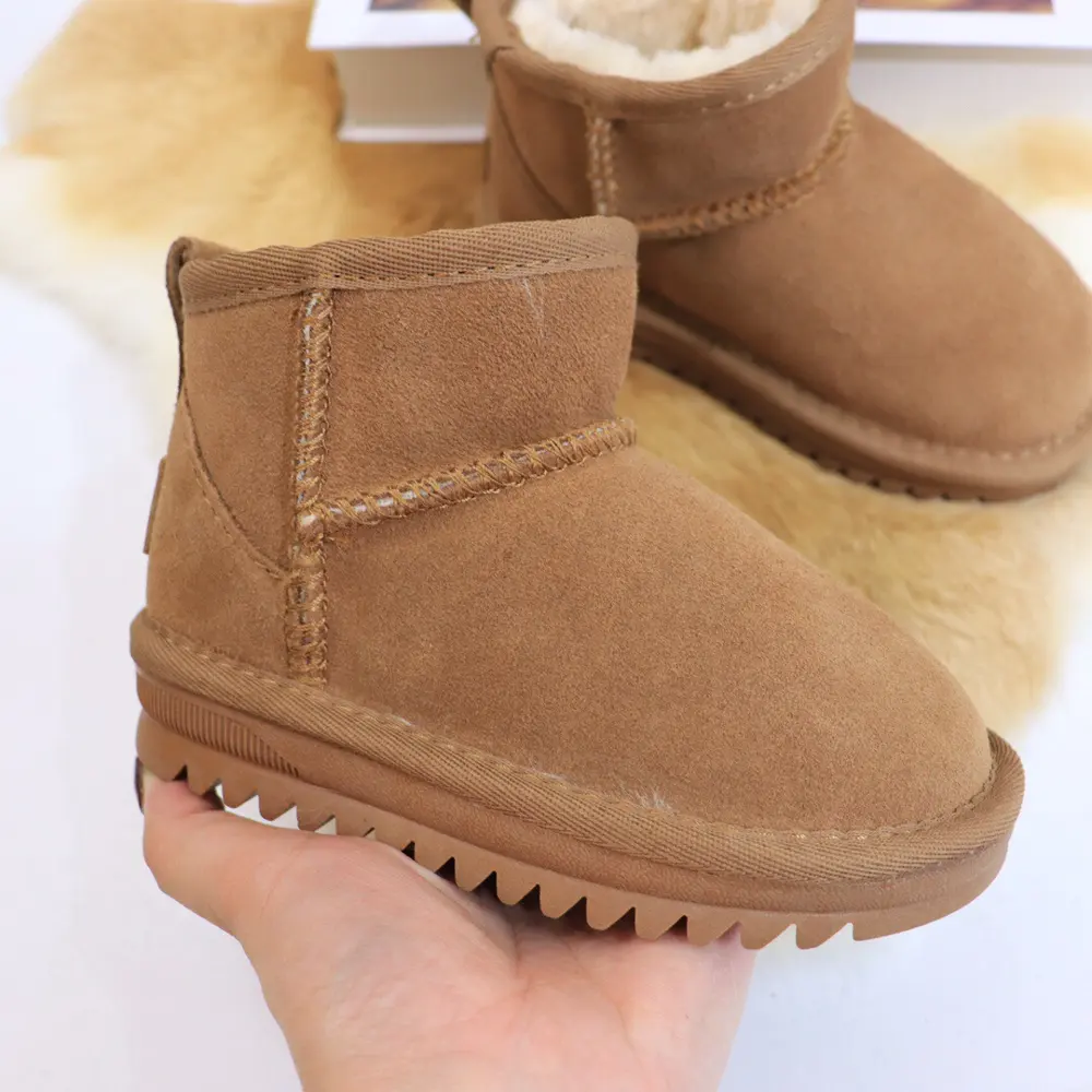 UGG children’s short boots
