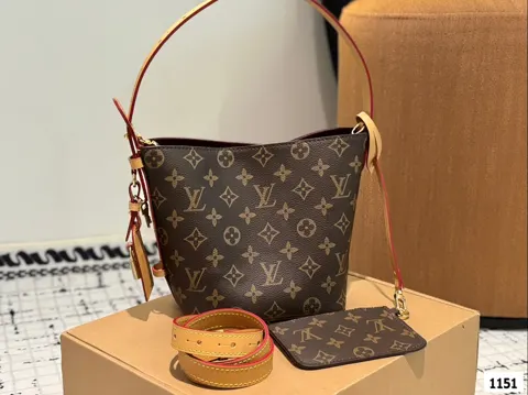 Louis Vuitton Neverfull