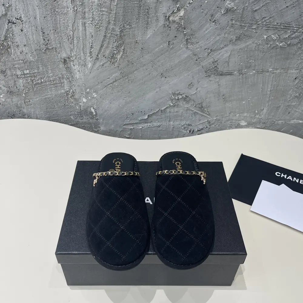Chanel diamond chain Sheep lining flat bottom half-slippers