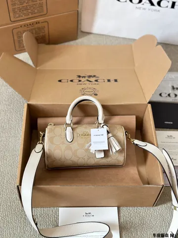 COACH Crossbody