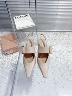 miumiu Miu 24/Spring and Summer catwalk style kitten heel pointed toe sandals