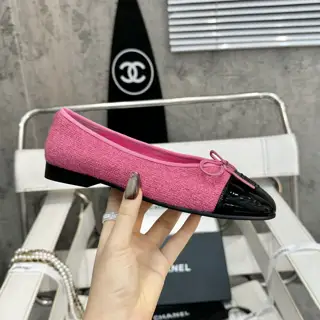 Chanel ballet flats are a timeless luxury classic~Material: imported mixed
