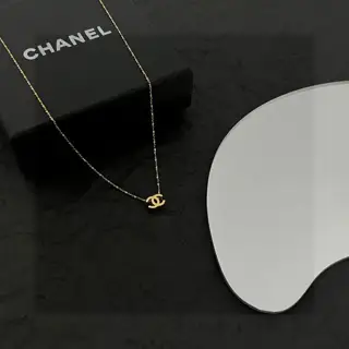 Chanel vintage necklace