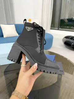 Women’s clothing and shoes