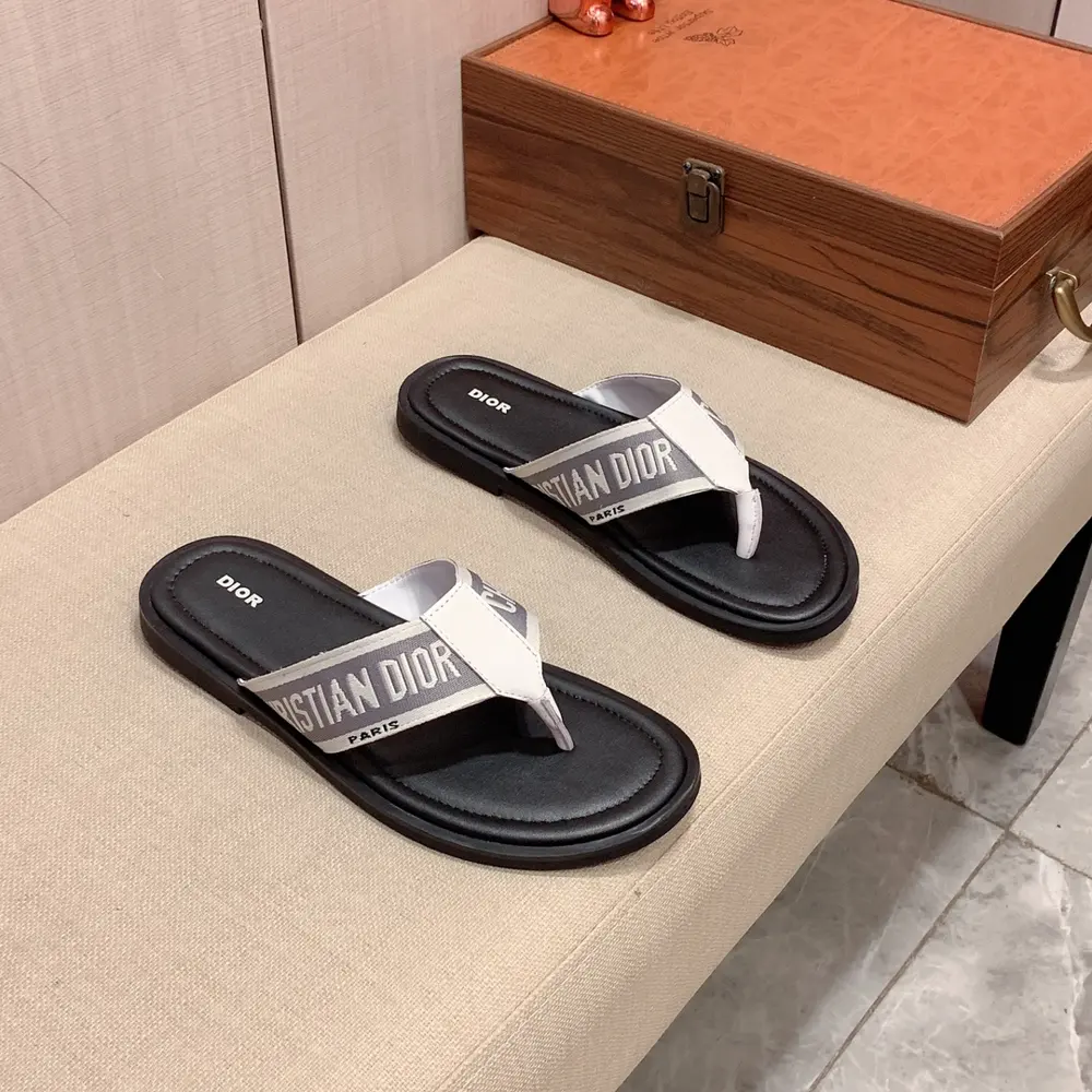 Dior slippers top purchasing agent Italy imported original selected fabrics