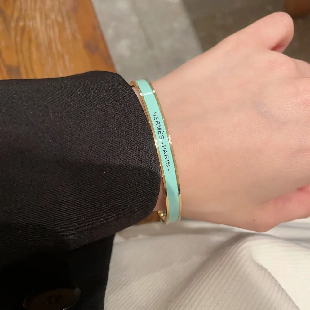 Hermes Enamel bracelet small size thin high version one-to-one precision version looks very