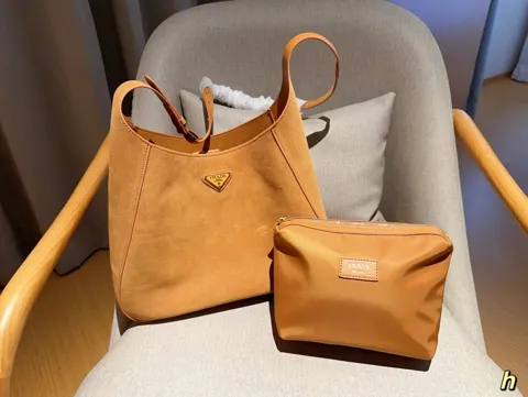 Prada Hobo