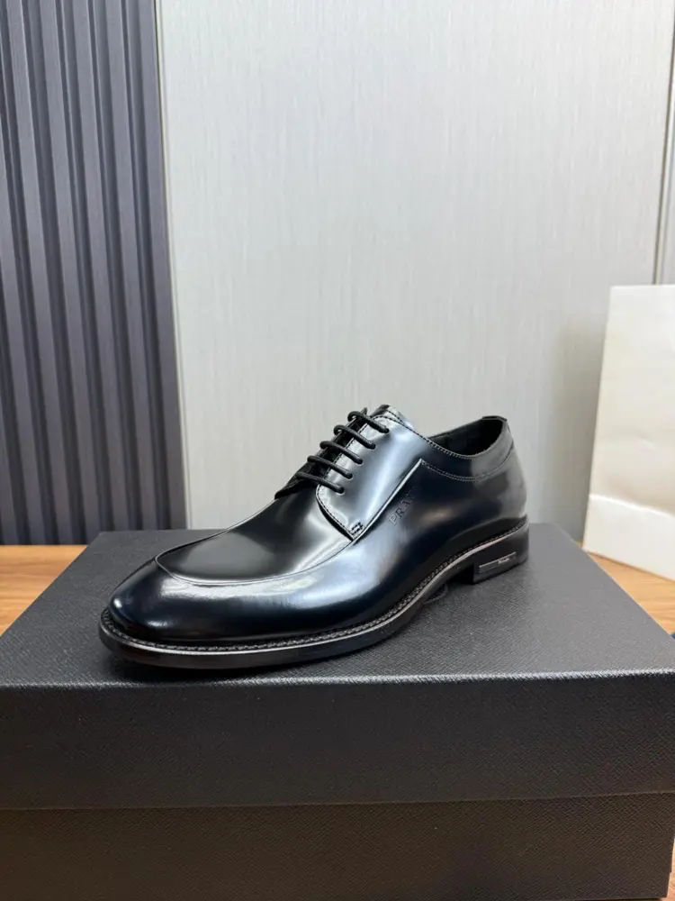 Prada men’s business casual leather shoes