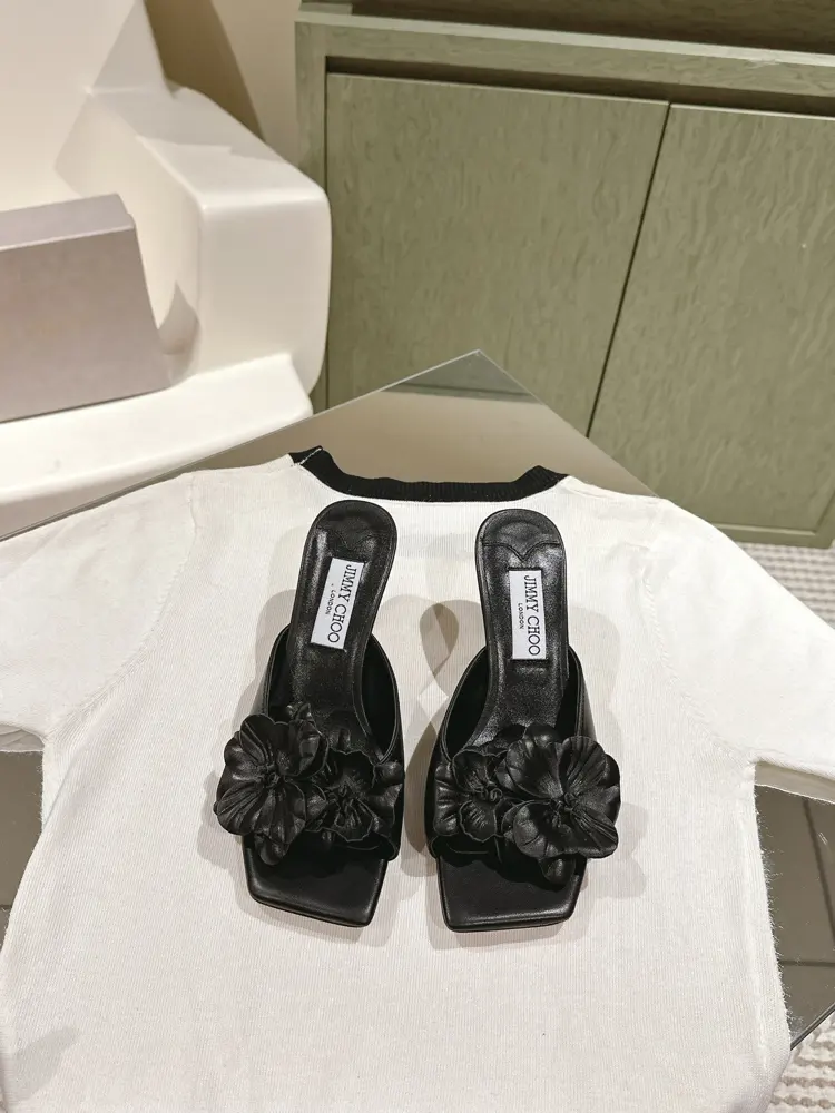 leather flower slippers Jimmy Choo lambskin is amazing. Jimmy Choo’s summer hit Reunion is