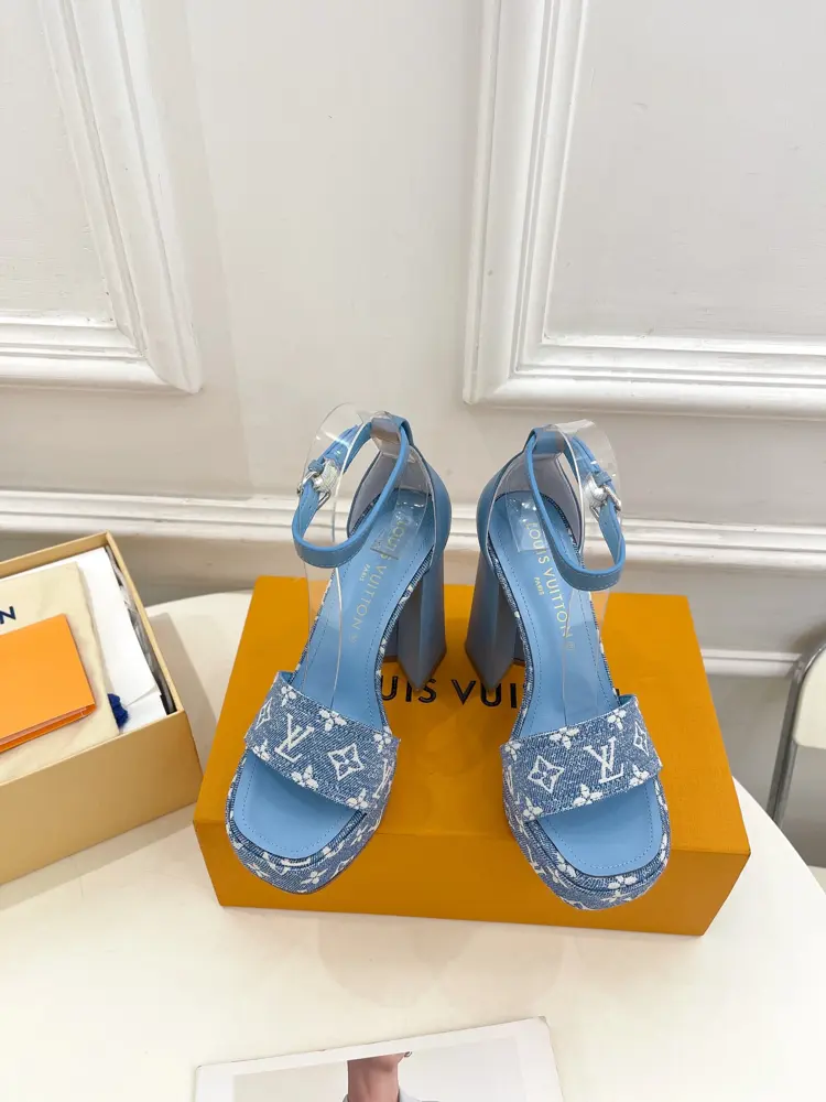 Louis Vuitton V-shaped high-heeled platform sandals