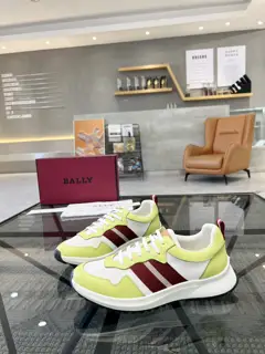 BALLY casual sports shoes series are coming to the counter at the same time