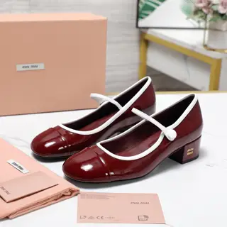 Miu Miu Miu new arrival~Colorblock thick heel round toe Mary Jane pearl buckle shoes