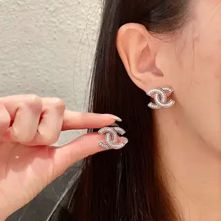 Chanel second-hand earrings