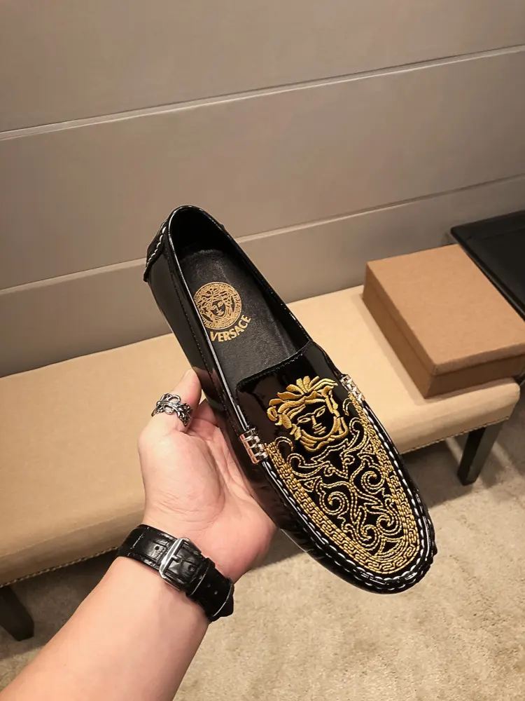 Versace The upper