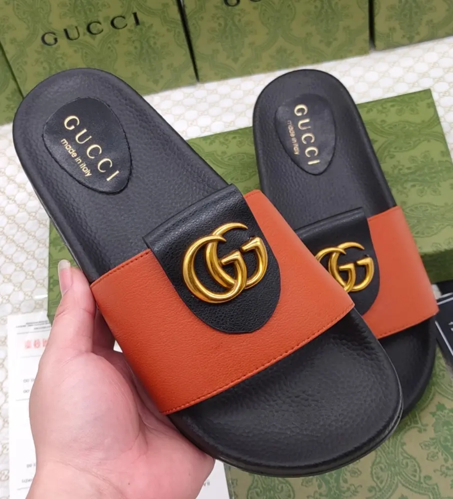 Gucci slippers