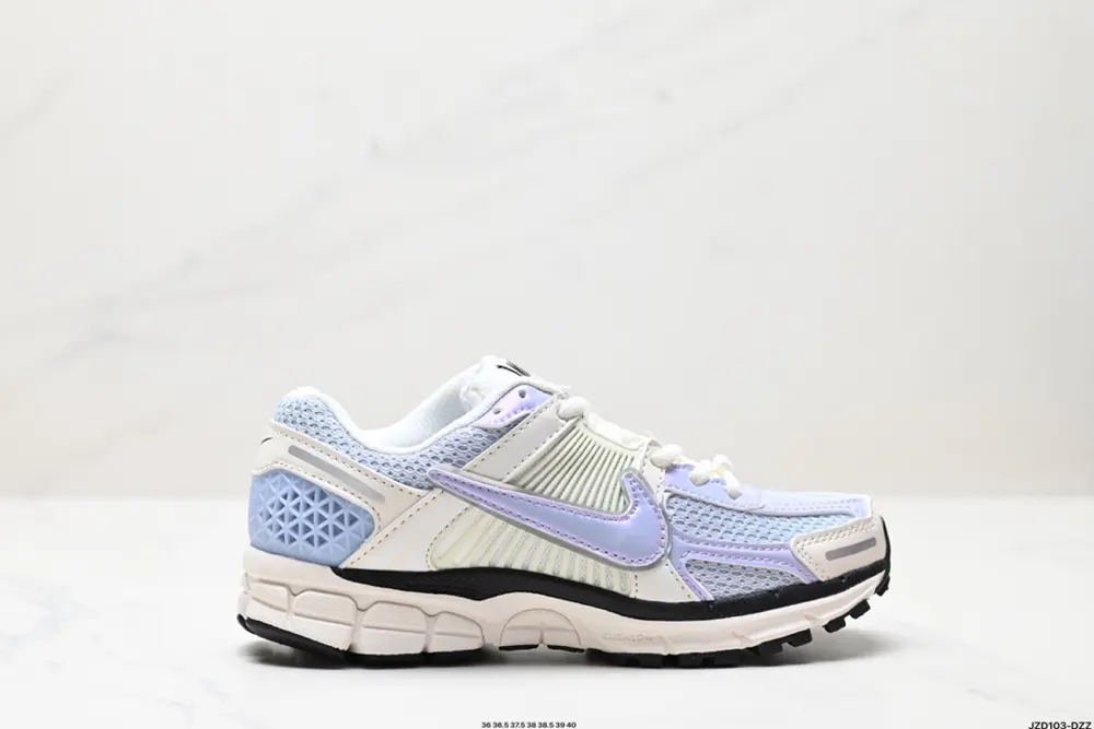 Nike Zoom Vomero 5 Sneakers FJ4588-025