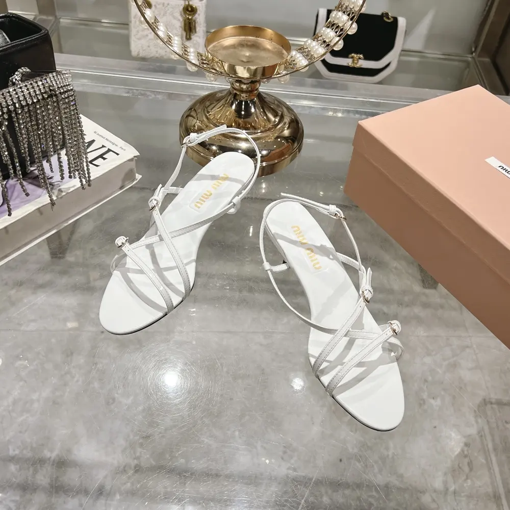 MiuMiu*MiuMiu/25ss Spring/Summer new catwalk style·Kitten heel high-heeled sandals
