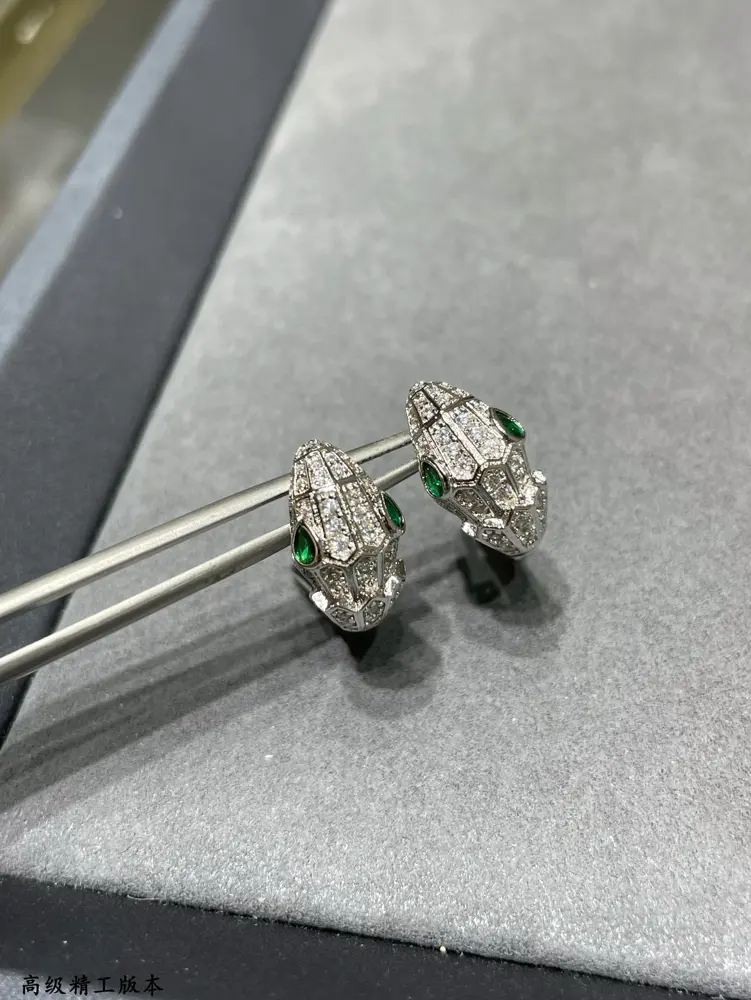 Bvlgari SERPENTI diamond-shaped emerald snake series earrings