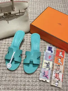 Hermes Palm print Heels
