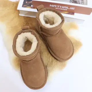 UGG children’s short boots