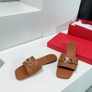 Salvatore Ferragamo Ferragamo Viva flat open-toe sandals
