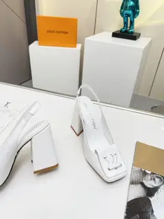 Louis Vuitton Spring Women’s Shoes / Two Heels (9.0/5.5)