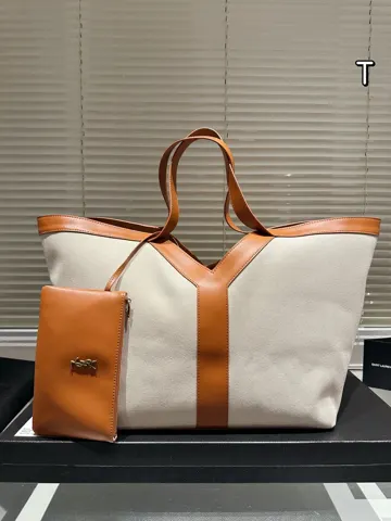 Yves Saint Laurent Bag
