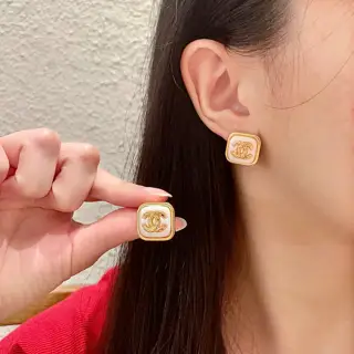 Chanel vintage earrings