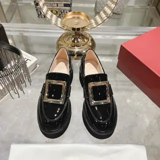 Roger Vivier classic copper buckle and diamond buckle shoes