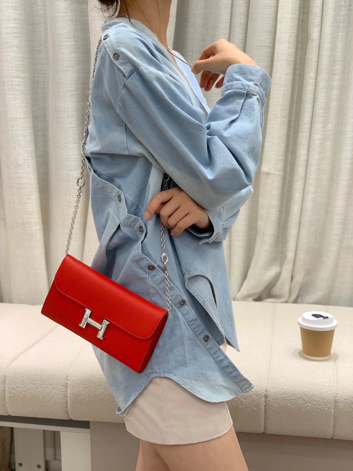 Hermès Constance