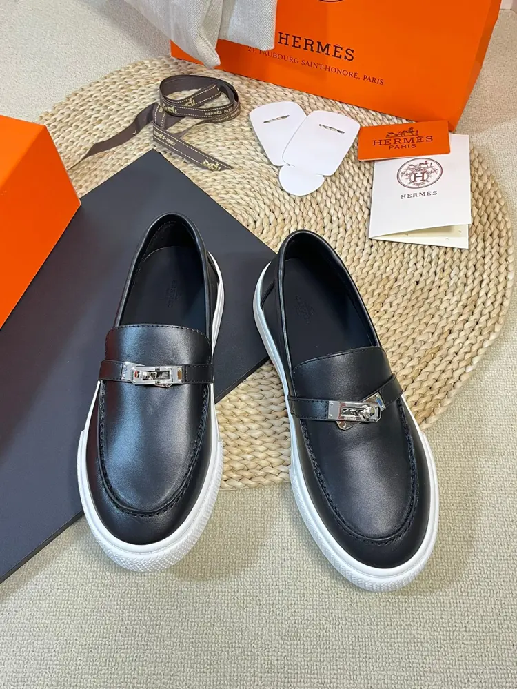 Hermès Kelly buckle casual loafer slip-on shoes are now available