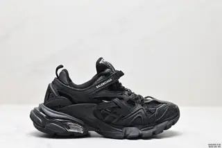 Balenciaga’s new 4th generation men’s and women’s shoes The new version