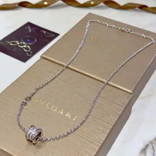 Bvlgari DIVAS’ DREAM series is in perfect condition and has invincible details. The unique