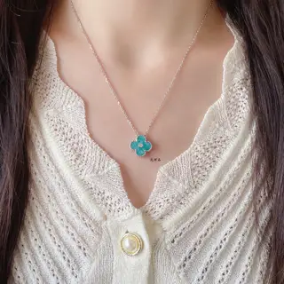 Van Cleef & Arpels Amazonite four-leaf clover necklace