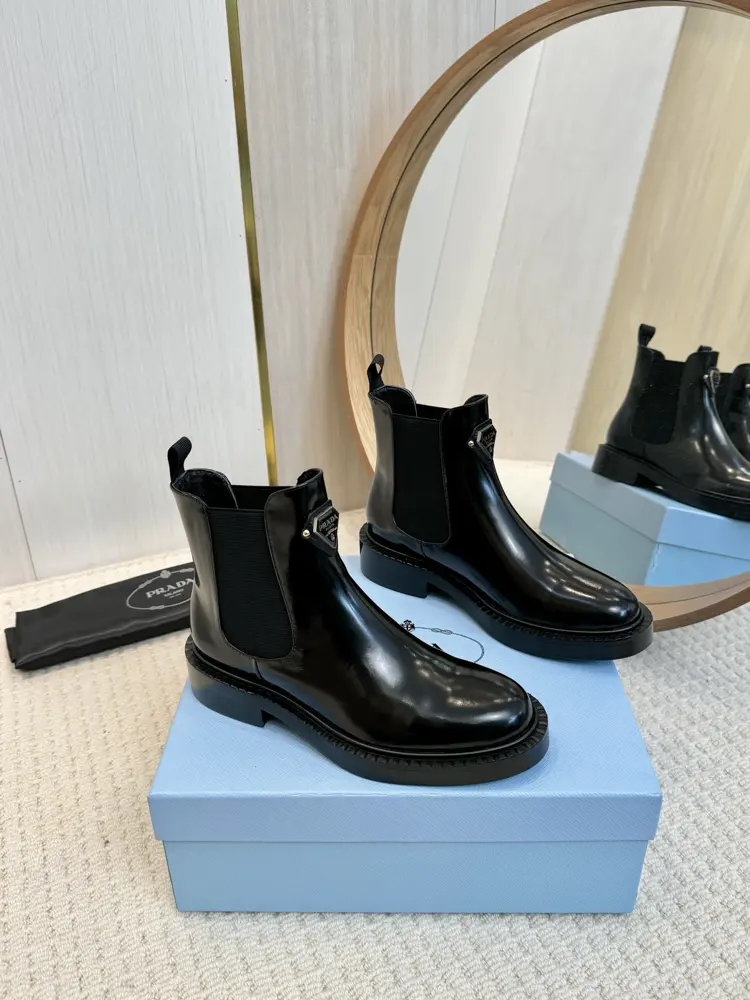 Prada top version Boots