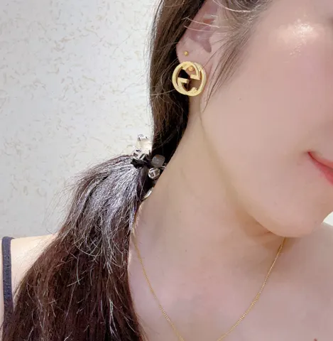 The latest Gucci earrings are of a higher grade