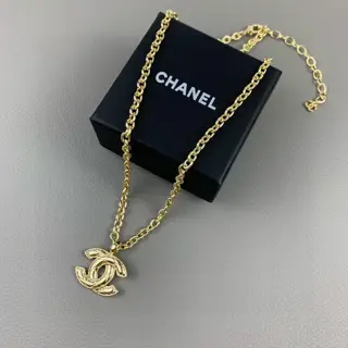 Chanel vintage double C necklace