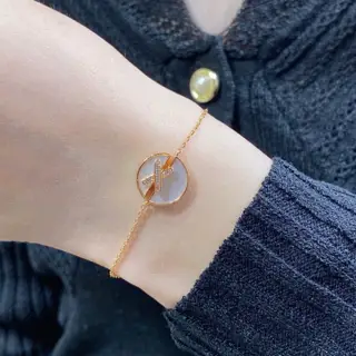 Chaumet cross round mother-of-pearl bracelet