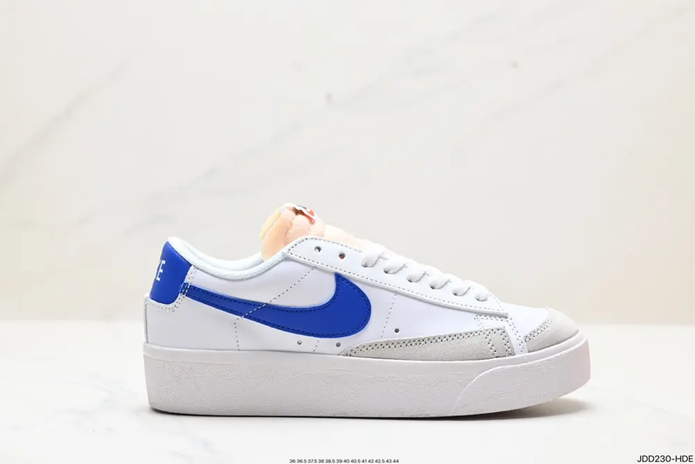 Nike NK Blazer Mid’77 Sneakers DJ0292-102