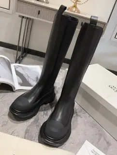 MCQUEEN Alexander McQueen
