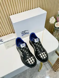 With mesh lining and checkered laces