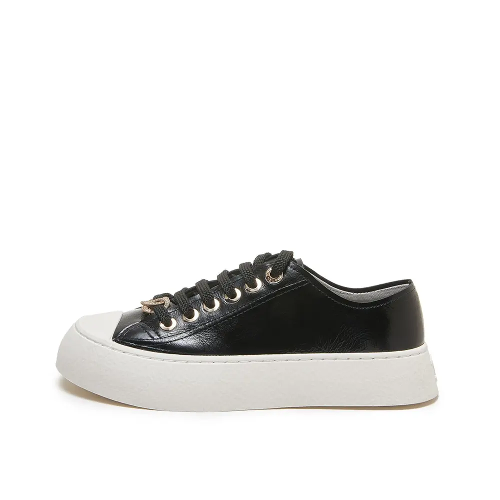 Chanel casual sneakers