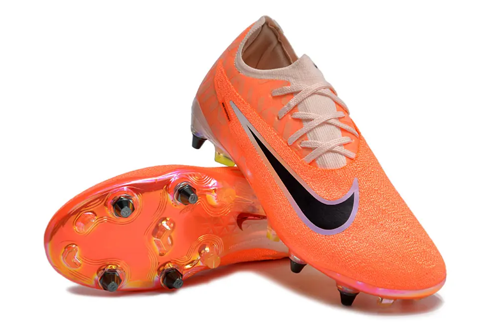 Nike Phantom GX Elite football shoes