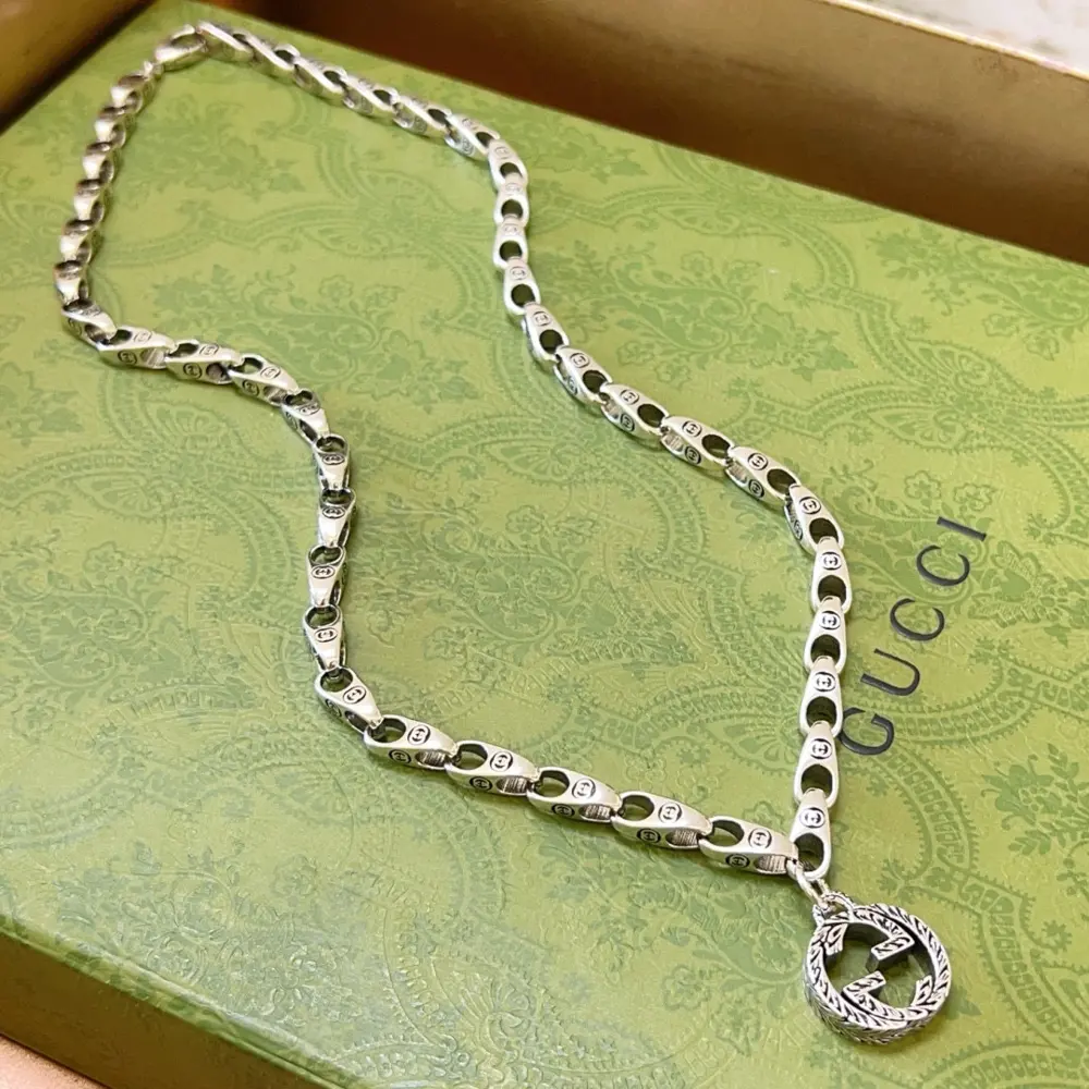 The latest Gucci necklace