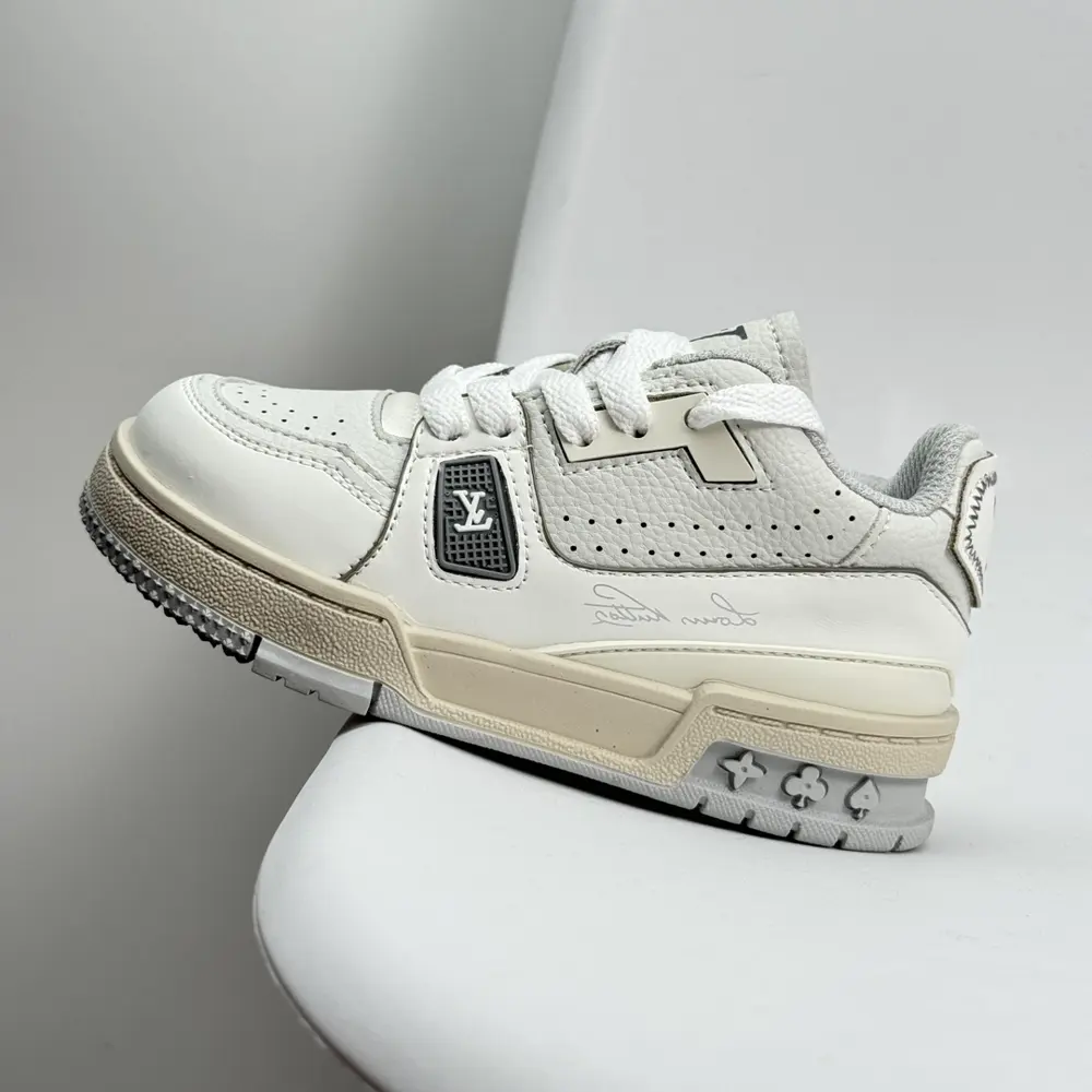Louis Vuitton Trainer Sneaker Low casual sports culture all-match basketball sneakers