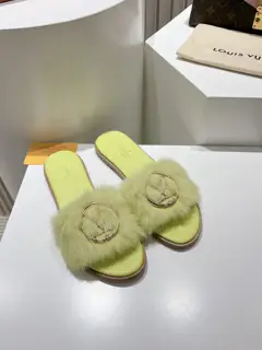 Louis Vuitton full leather flat open toe sandals